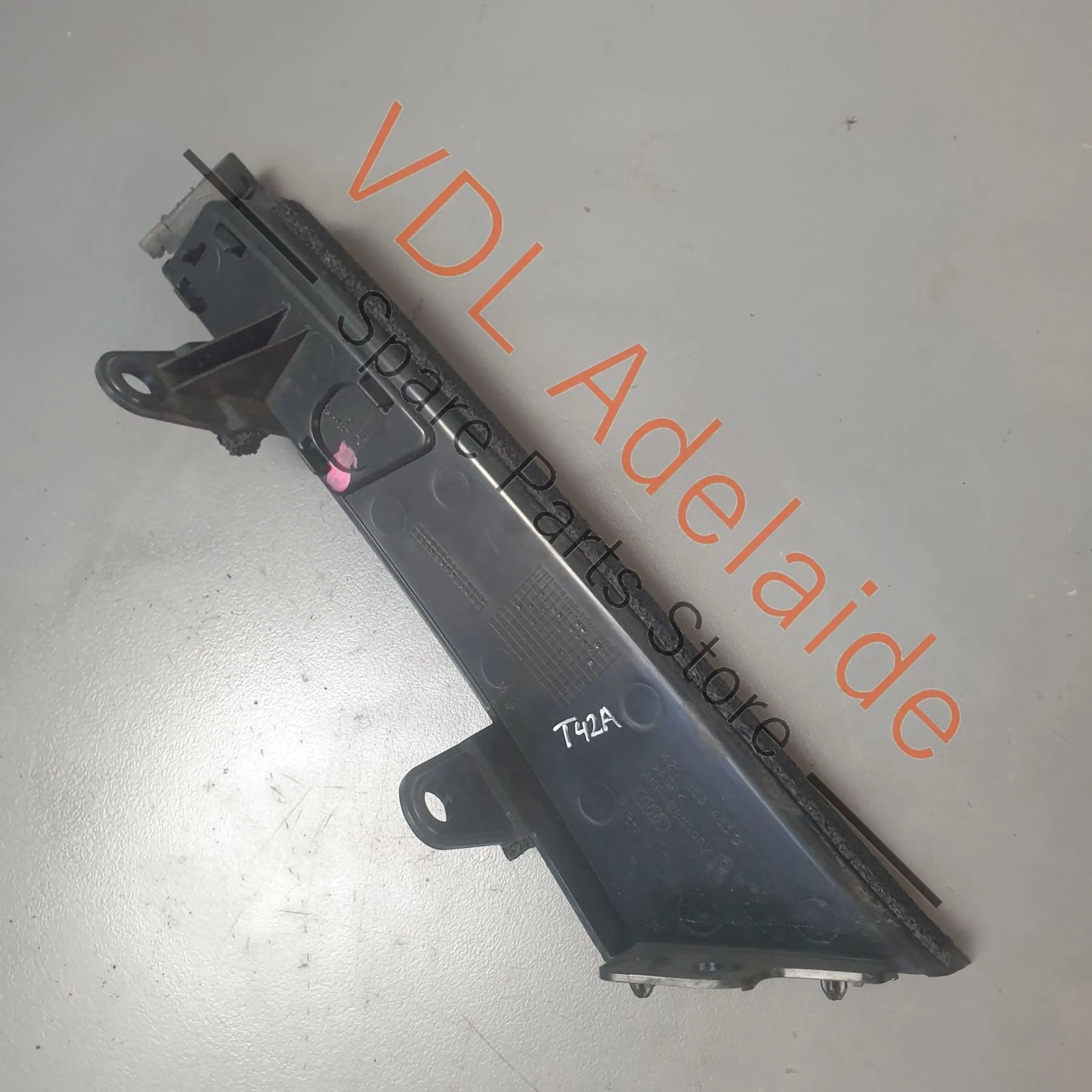 Audi R8 Type 42 2006-2015 Right Side Air Intake Blade Trim Cover Exterior Trim - Image 6