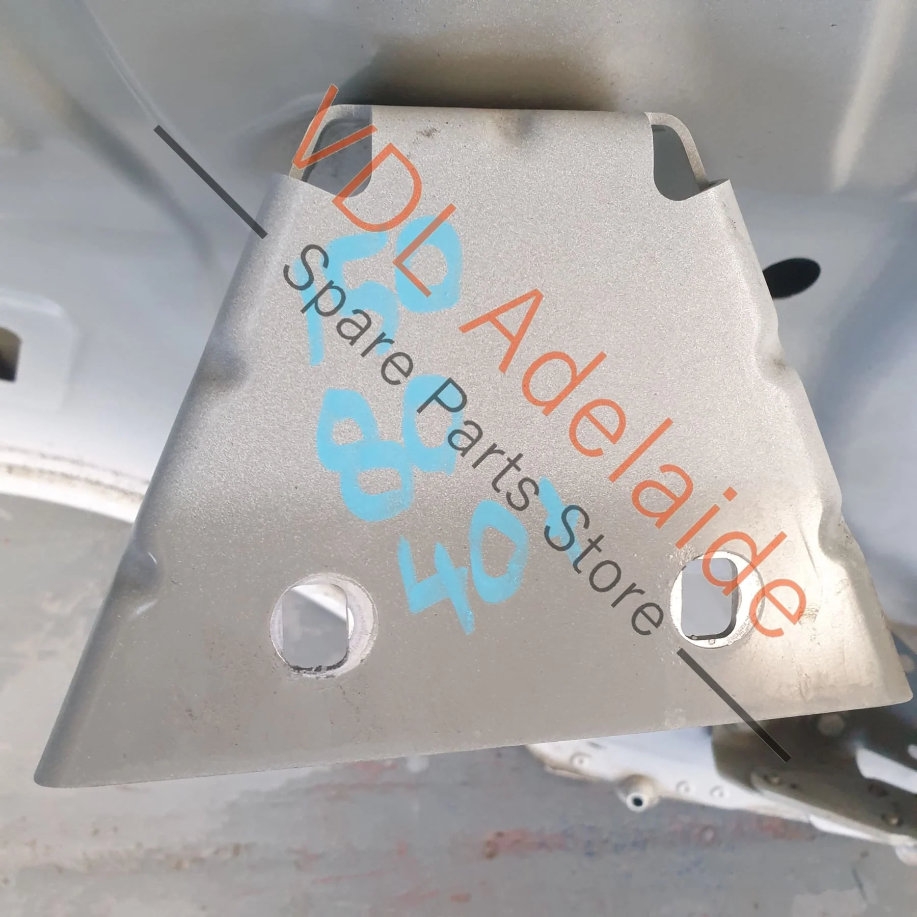 Audi R8 422 Rear Left Side Quarter Panel Fender Mud Guard Wing 420809603 - Image 9