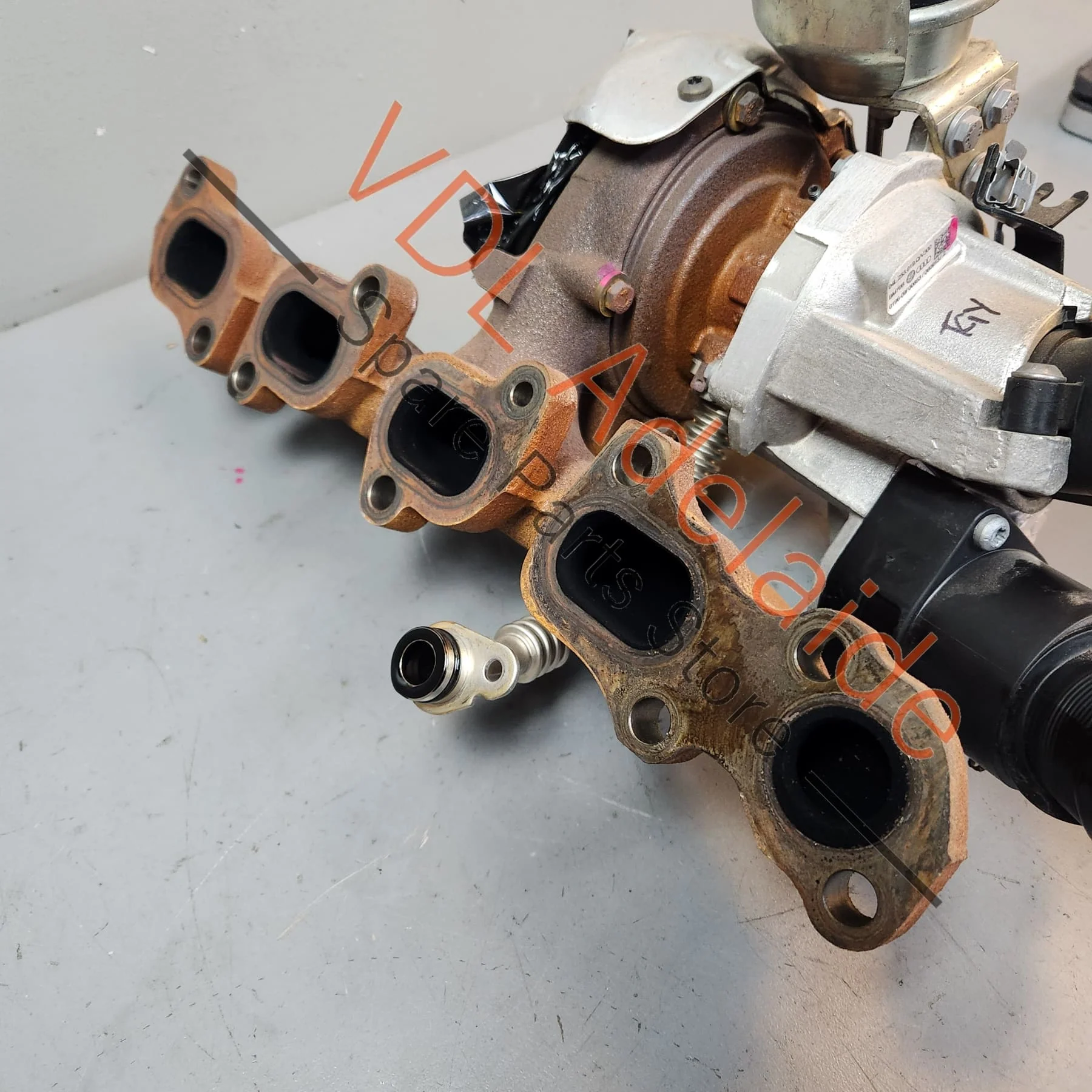 Genuine Volkswagen VW Golf  Tiguan Passat 2.0 TDI Turbocharger 04L253020M Diesel Turbo - Image 5