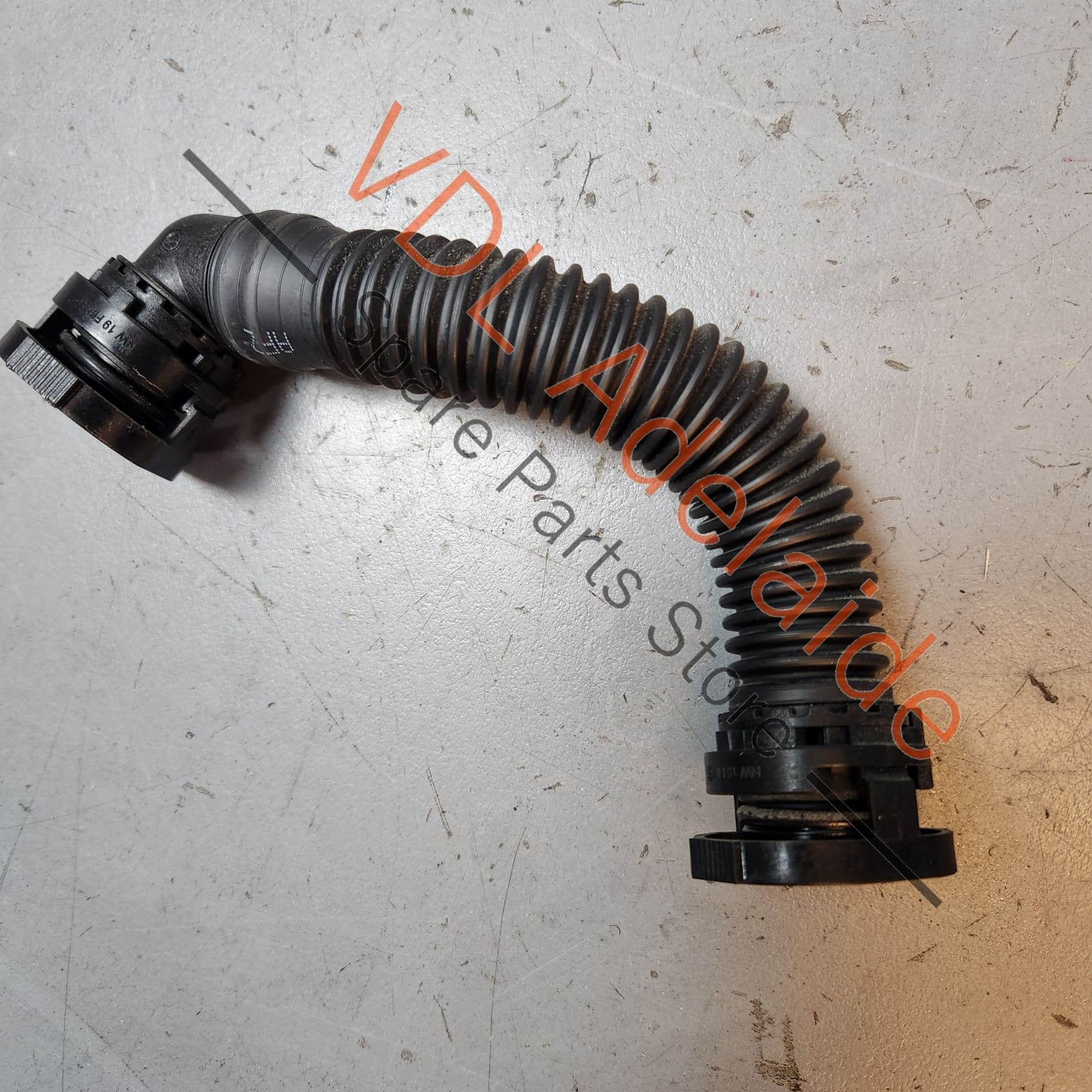 VW Volkswagen Diesel Oil Breather Hose Pipe 04L103493