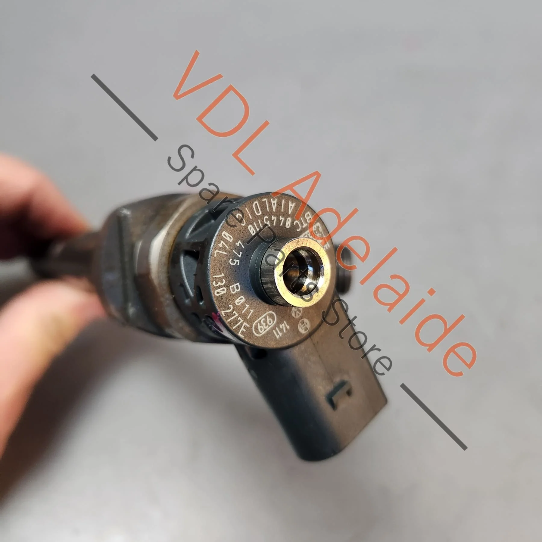 VW Audi 2.0 Diesel Fuel Injector for CRBC and CRVA engines 04L130277AK - Image 5